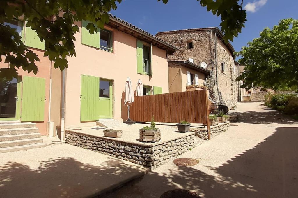 Gite Confortable Village Medieval Sainte-Jalle Baronnies Provencales Zewnętrze zdjęcie